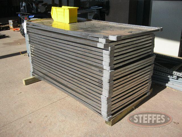 Stainless steel shelves_1.jpg